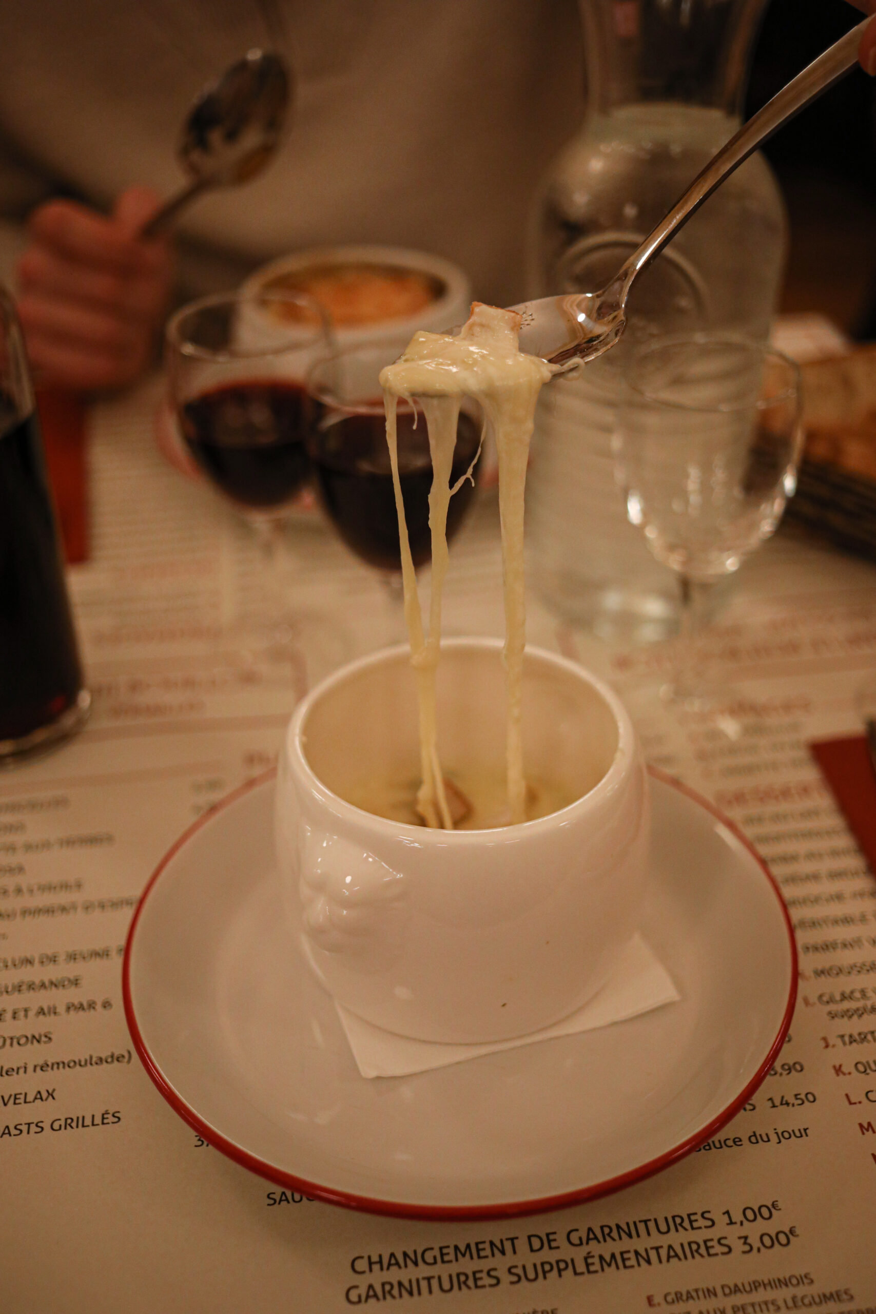Soupe à l'oignon au Petit Bouillon Versailles
